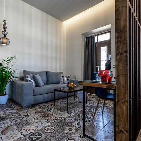 Casa Poli Suites Rhodes City ภายนอก รูปภาพ