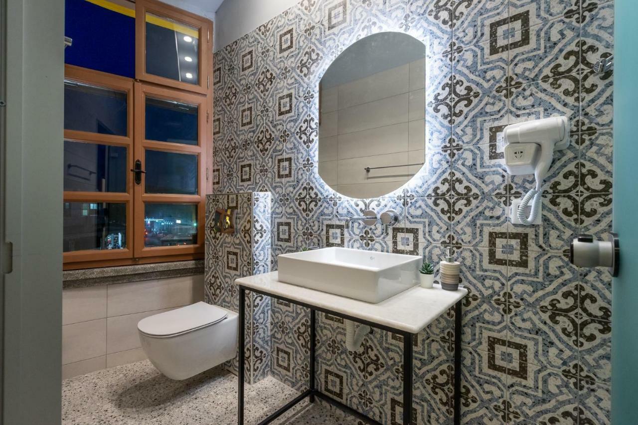 Casa Poli Suites Rhodes City ภายนอก รูปภาพ
