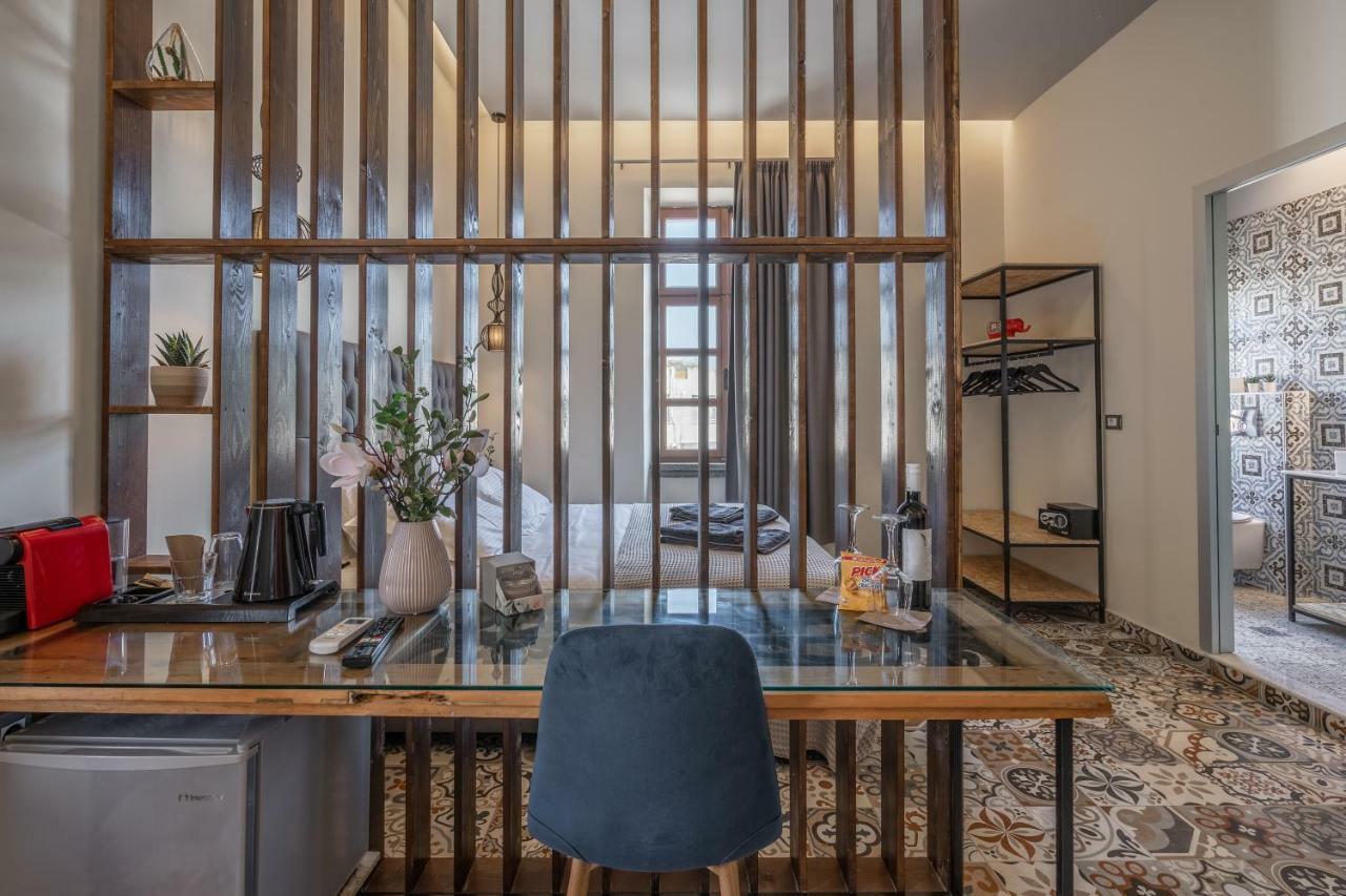 Casa Poli Suites Rhodes City ภายนอก รูปภาพ