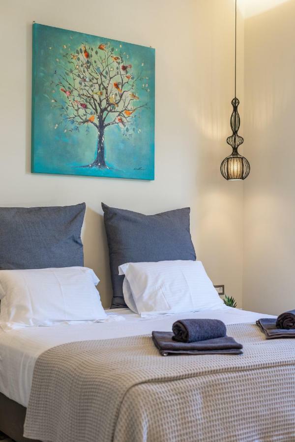 Casa Poli Suites Rhodes City ภายนอก รูปภาพ