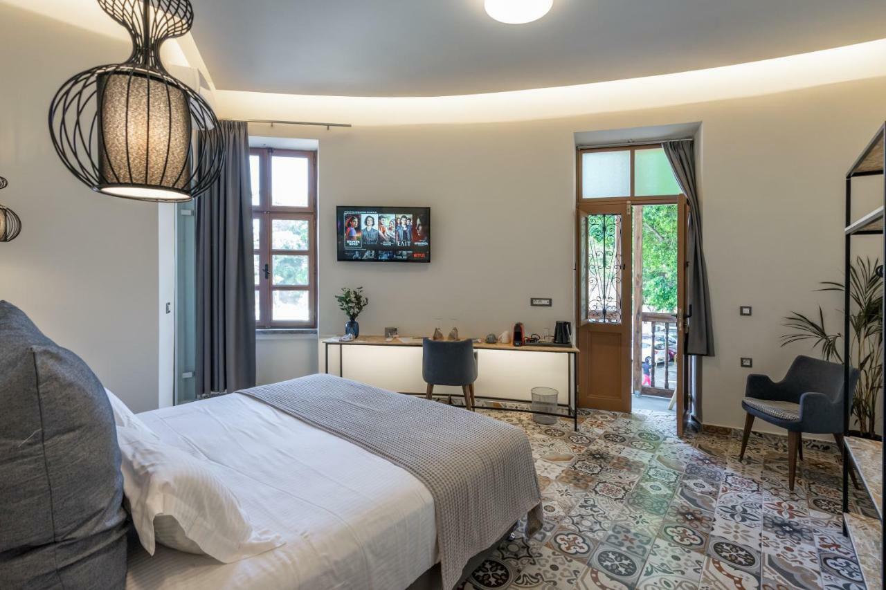 Casa Poli Suites Rhodes City ภายนอก รูปภาพ