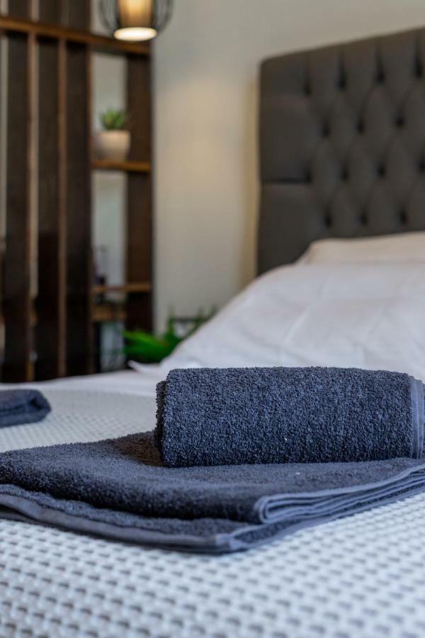 Casa Poli Suites Rhodes City ภายนอก รูปภาพ