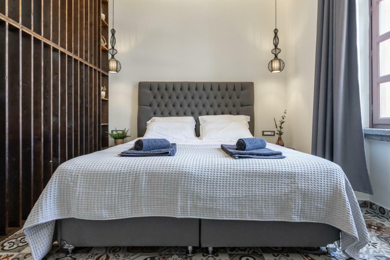 Casa Poli Suites Rhodes City ภายนอก รูปภาพ